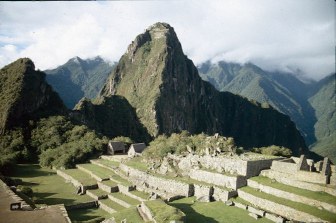 Image 16 - Fernando Astete Archive : The southern area of the Ushnu